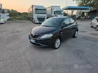 Usata Lancia Ypsilon Gold 69 CV (50 kW) 2017 Nero Utilitaria