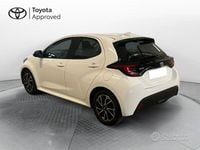 Usata Toyota Yaris Hybrid Trend 116 CV (85 kW) 2021 Bianco Berlina