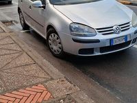 Usata VW Golf IV 105 CV (77 kW) 2004 Grigio Berlina