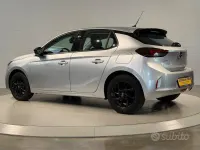 Usata Opel Corsa Design & Tech 75 CV (55 kW) 2022 Grigio Utilitaria
