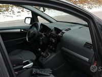Usata Opel Zafira 140 CV (102 kW) 2010 Grigio Monovolume