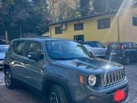 Usata Jeep Renegade Sport 120 CV (88 kW) 2017 Grigio SUV