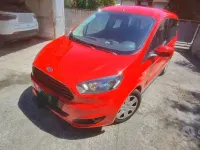 Usata Ford Tourneo Courier 100 CV (73 kW) 2017 Rosso Monovolume