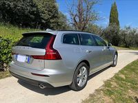 Usata Volvo V60 Business Edition 197 CV (144 kW) 2021 Argento Station wagon