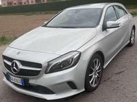 Usata Mercedes 200 156 CV (114 kW) 2018 Argento Berlina