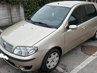 Usata Fiat Punto Active 59 CV (43 kW) 2010 Oro Utilitaria