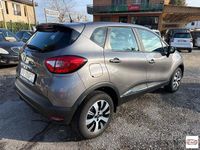 Usata Renault Captur Intens 90 CV (66 kW) 2016 Grigio SUV