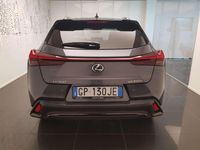 Usata Lexus UX 250h 145 CV (106 kW) 2023 Grigio SUV