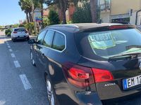 Usata Opel Astra Cosmo 110 CV (80 kW) 2012 Nero Station wagon