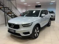 Usata Volvo XC40 Momentum 150 CV (110 kW) 2020 Grigio SUV