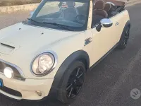 Usata Mini Cooper S Cabriolet 184 CV (135 kW) 2010 Cabrio