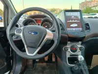 Usata Ford Fiesta 82 CV (60 kW) 2009 Nero Berlina