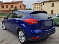 Usata Ford Focus 115 CV (84 kW) 2015 Blu Berlina