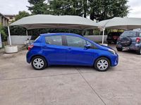 Usata Toyota Yaris Hybrid Business Edition 73 CV (53 kW) 2020 Blu Berlina