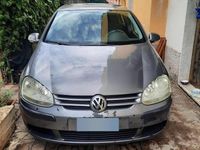Usata VW Golf V 105 CV (77 kW) 2005 Grigio Utilitaria