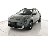 Nuova Kia Stonic Urban 100 CV (73 kW) 2026 Verde SUV