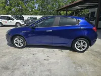 Usata Alfa Romeo Giulietta Distinctive 105 CV (77 kW) 2014 Blu Utilitaria