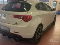 Usata Alfa Romeo Giulietta Quadrifoglio 170 CV (125 kW) 2013 Bianco Utilitaria