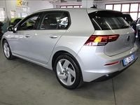 Usata VW Golf VIII Life 131 CV (96 kW) 2022 Argento Berlina