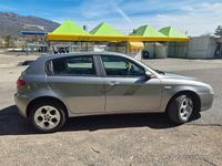 Usata Alfa Romeo 147 120 CV (88 kW) 2008 Grigio Utilitaria