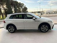 Usata VW Tiguan R-line 150 CV (110 kW) 2023 Bianco SUV