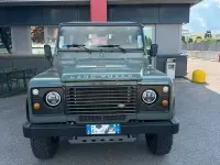 Usata Land Rover Defender 122 CV (89 kW) 2009 Verde Station wagon