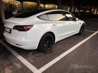 Usata Tesla Model 3 RWD 208 kW (283 CV) 2023 Bianco Berlina