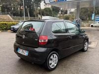 Usata VW Fox 70 CV (51 kW) 2010 Nero Utilitaria
