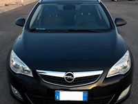 Usata Opel Astra Sport 125 CV (91 kW) 2012 Nero Station wagon