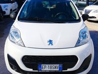 Usata Peugeot 107 68 CV (50 kW) 2013 Bianco Utilitaria