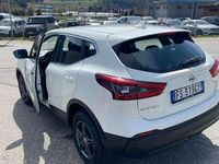 Usata Nissan Qashqai N-Connecta 116 CV (85 kW) 2017 Bianco SUV