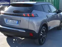 Usata Peugeot 2008 Allure 131 CV (96 kW) 2022 Grigio SUV