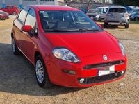 Usata Fiat Punto Lounge 69 CV (50 kW) 2015 Rosso Utilitaria