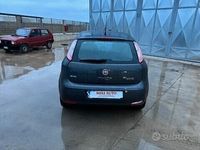 Usata Fiat Punto Street 77 CV (56 kW) 2015 Grigio Berlina