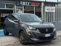 Usata Peugeot 2008 Active 110 CV (80 kW) 2021 Grigio SUV