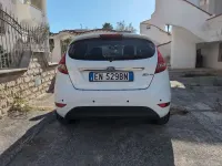 Usata Ford Fiesta Titanium 60 CV (44 kW) 2012 Bianco Berlina