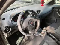 Usata Seat Ibiza 85 CV (62 kW) 2008 Nero Berlina