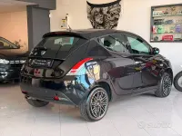 Usata Lancia Ypsilon S 95 CV (69 kW) 2015 Bluazzurro Utilitaria
