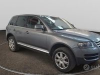 Usata VW Touareg Exclusive 174 CV (127 kW) 2006 Grigio SUV