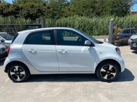 Usata Smart ForFour Passion 90 CV (66 kW) 2019 Bianco Utilitaria