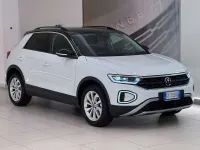 Usata VW T-Roc Edition 116 CV (85 kW) 2025 Bianco SUV
