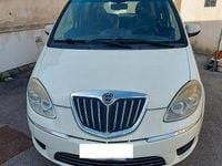 Usata Lancia Musa 95 CV (69 kW) 2012 Bianco Monovolume