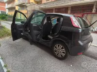 Usata Fiat Grande Punto 90 CV (66 kW) 2012 Nero Utilitaria