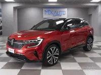 Usata Renault Austral Iconic 131 CV (96 kW) 2023 Rosso SUV