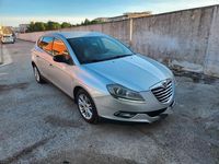 Usata Lancia Delta Gold 119 CV (87 kW) 2013 Argento Utilitaria