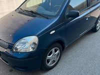Usata Toyota Yaris 75 CV (55 kW) 2003 Blu Utilitaria