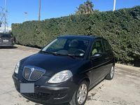 Usata Lancia Ypsilon 70 CV (51 kW) 2004 Nero Utilitaria