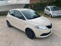 usata Lancia Ypsilon 1.2 69 CV 5 porte GPL Ecochic Gold