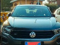 Usata VW T-Roc Business 150 CV (110 kW) 2019 Grigio SUV