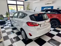 Usata Ford Fiesta 75 CV (55 kW) 2022 Bianco Utilitaria